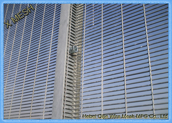 Security Wire Mesh Fence Panels , Galvanized Welded Wire Mesh Thick Zinc Coating