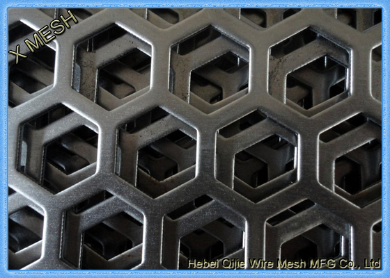 Hexagonal Perforated Metal Mesh , Lightweight Aluminum Perforated